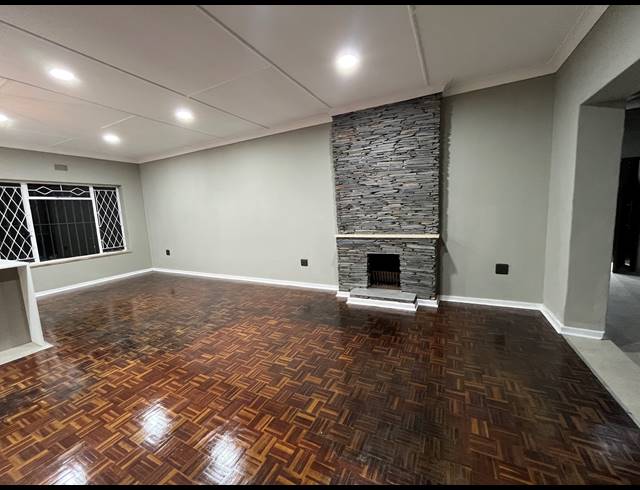 398M² OFFICE TO LET IN EASTLEIGH